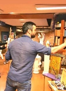 Diego Casero pintando